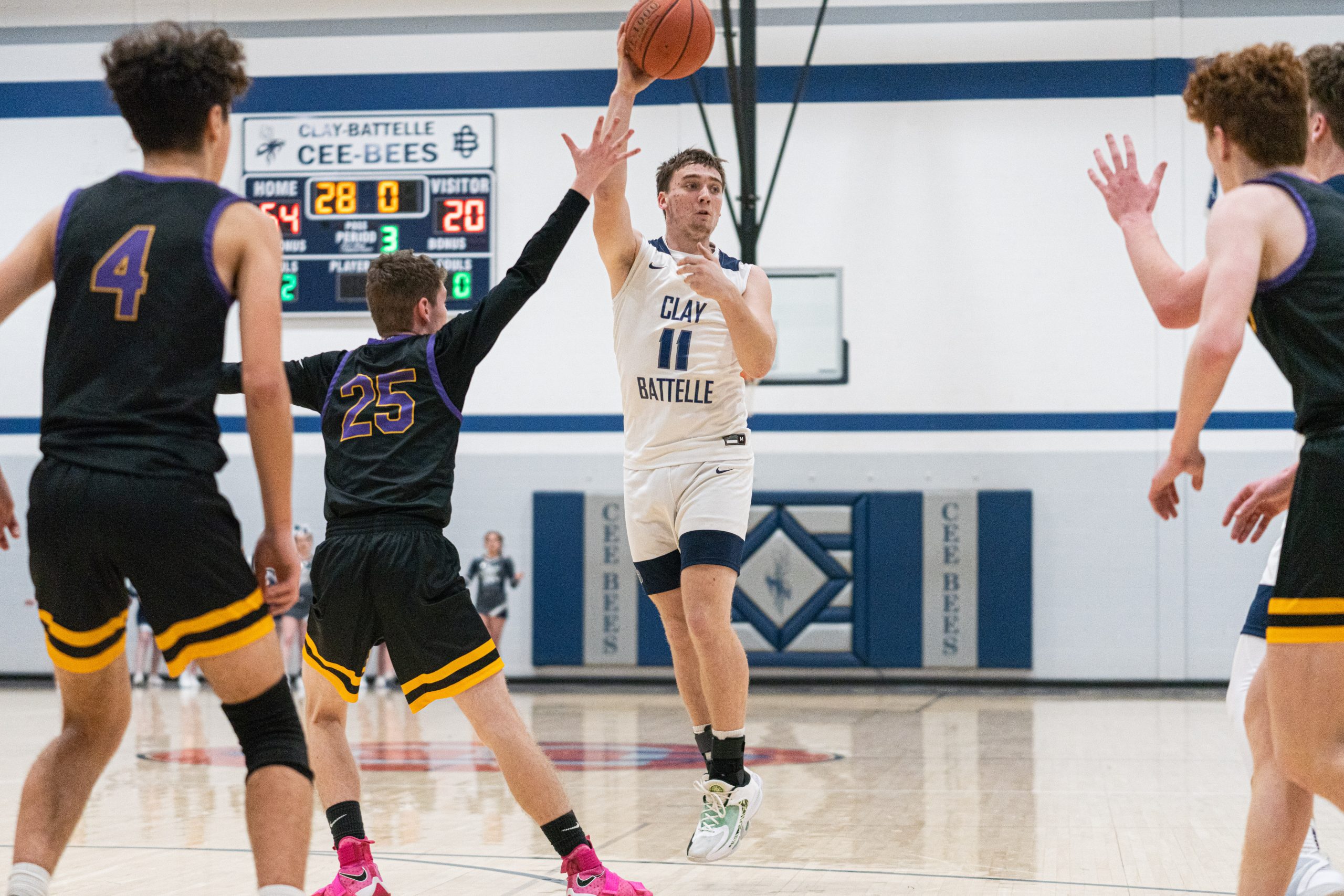 Cee-Bees play to their strengths in 71-31 victory over Wood County